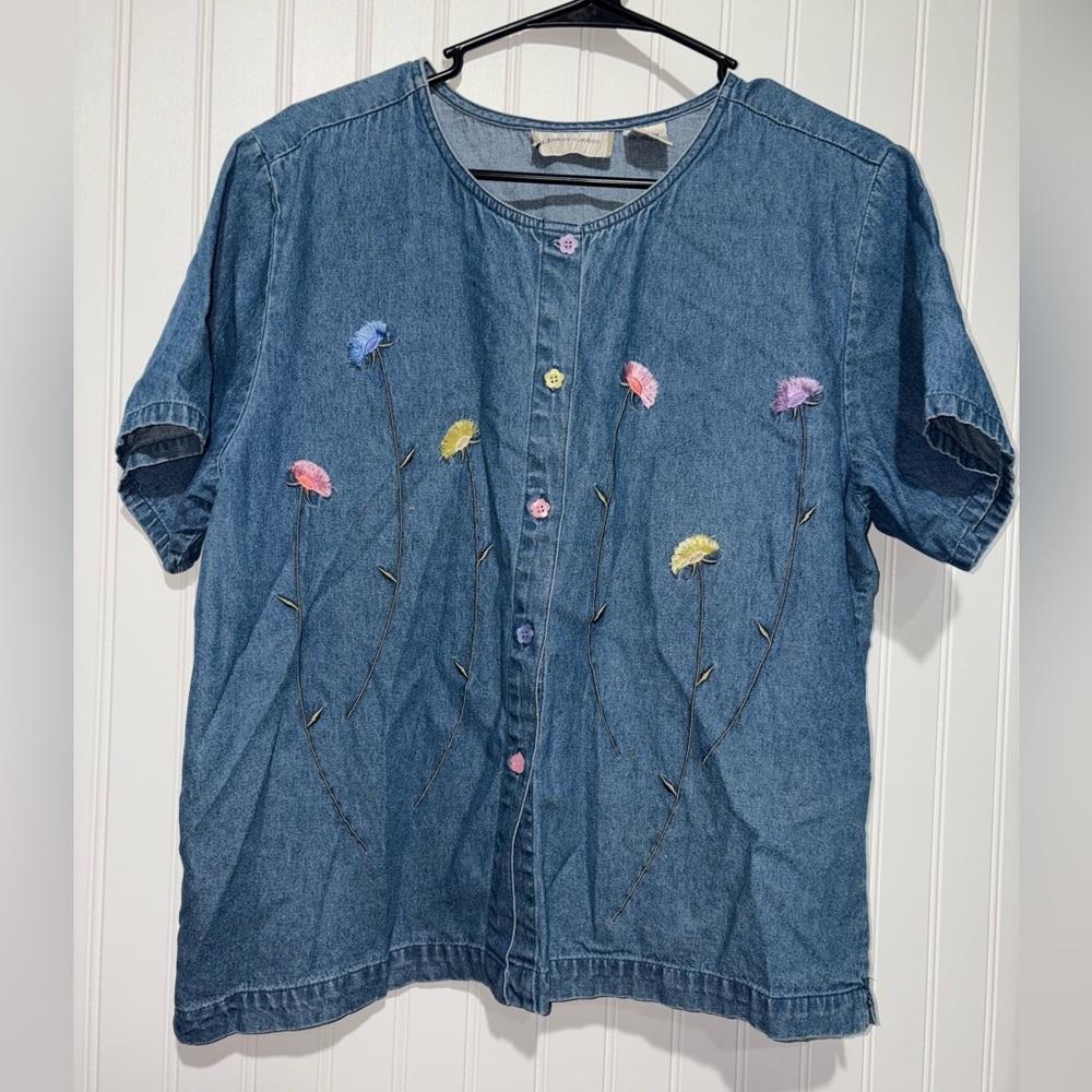 Vintage Lemon Grass Denim Embroidered Button-Up Shirt| Size Large